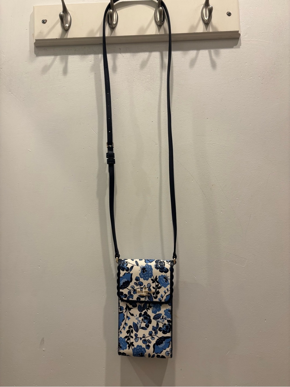 kate spade Blue Floral Crossbody Phone Bag with Navy Strap